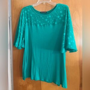 Pretty Kim & Cami top. Worn once.